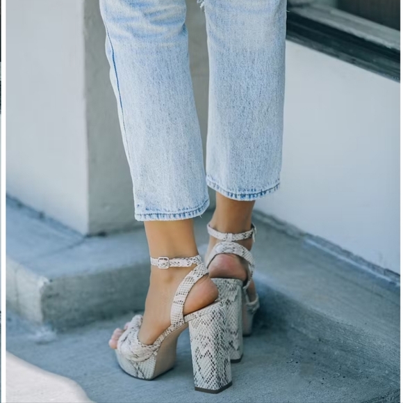 HEELED PYTHON PLATFORM Twist knot SANDAL size 8.5 - Picture 2 of 6